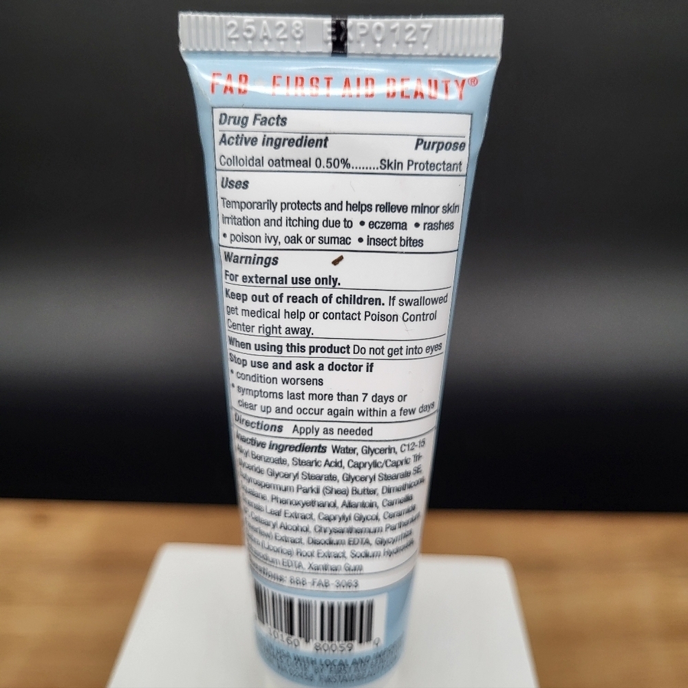 CLEARANCE! First Aid Beauty Ultra Repair Cream w/Colloidal Oatmeal, 1oz, NIB - Picture 2 of 7